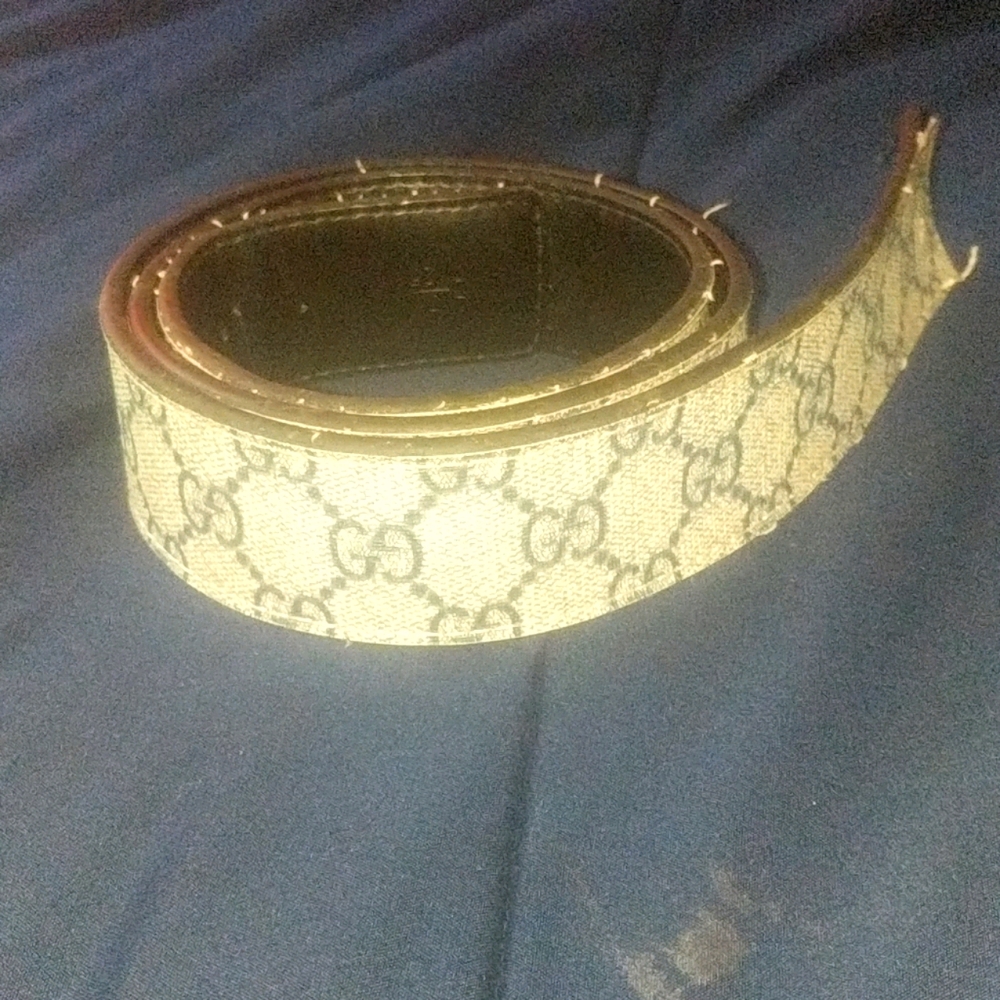 Gucci Belt (no buckle)